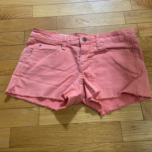 💥5/$25 Gap 1969 cut off shorts in size 25 - Picture 1 of 7